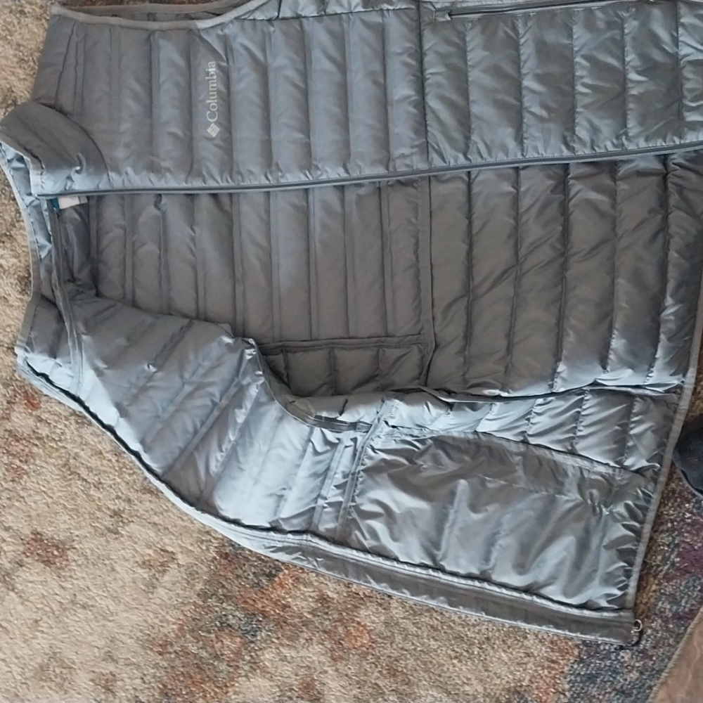 Columbia vest - Picture 3 of 4